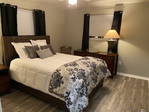 205 sunset avenue, Unit 4 in Erlanger, KY - Foto de edificio - Building Photo