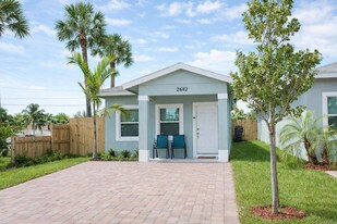 2682 Nokomis Ave in West Palm Beach, FL - Building Photo