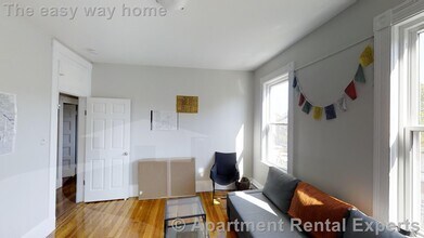 147 Columbia St, Unit #3L in Cambridge, MA - Building Photo - Building Photo