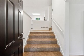 115 Rockfort Ct in College Park, GA - Building Photo - Building Photo