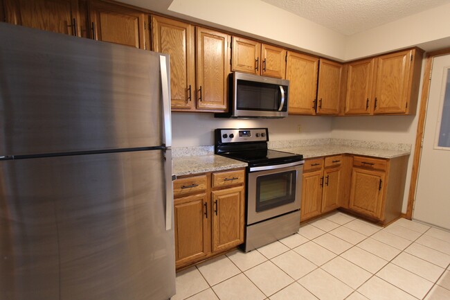 15858 Griffon Path in Apple Valley, MN - Building Photo - Building Photo