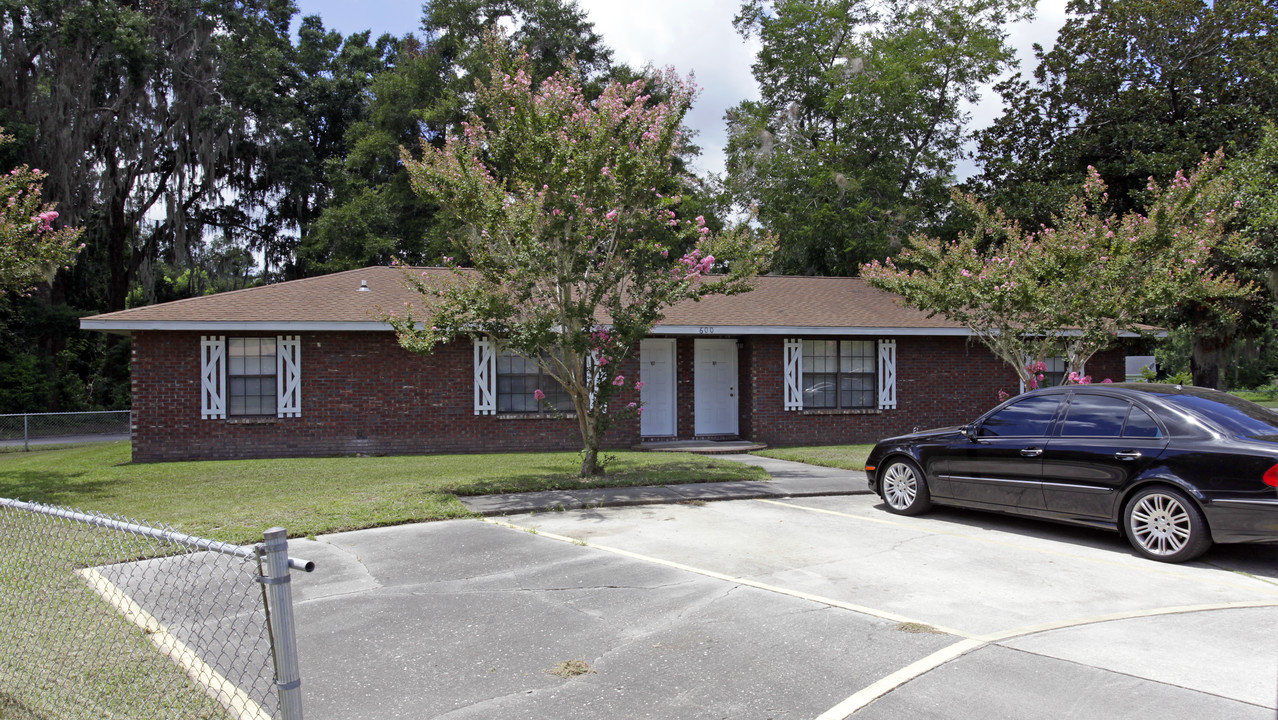 Magnolia Apartments in Lake City, FL - Foto de edificio