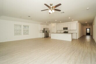 6608 Brandy Path in San Antonio, TX - Building Photo - Building Photo