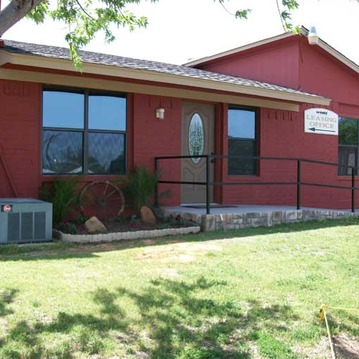 711 Santa Fe Dr in Weatherford, TX - Foto de edificio - Building Photo