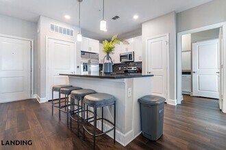 918 Aventine Dr, Unit 4411 in West Melbourne, FL - Foto de edificio - Building Photo