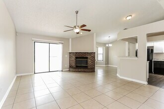 7125 Star Rush Dr in Jacksonville, FL - Building Photo - Building Photo