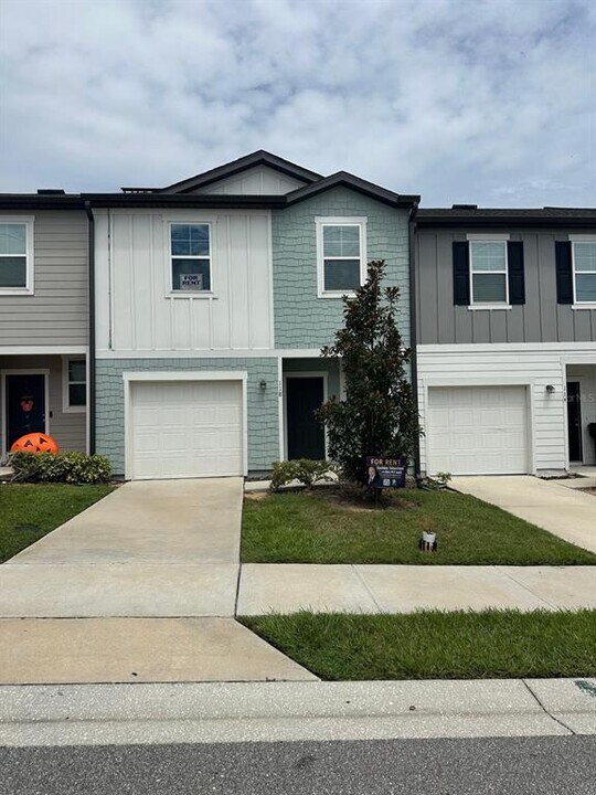 118 Mandovi St in Davenport, FL - Building Photo