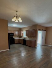 1604 Prier Ln in Webb City, MO - Building Photo - Building Photo