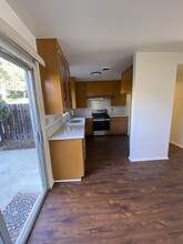 Mariposa Townhomes in Altadena, CA - Building Photo - Building Photo