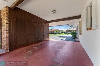 9089 Thunderbird Dr in Coral Springs, FL - Building Photo - Building Photo