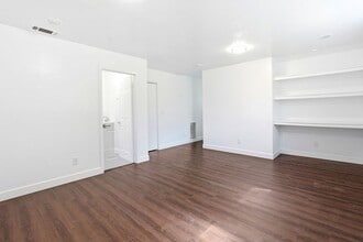 23855 Zuger Dr in Crestline, CA - Building Photo - Building Photo