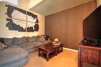 6153 St Andrews Way in Livermore, CA - Building Photo - Building Photo