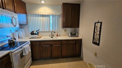 3367 Punta Alta, Unit 1D in Laguna Woods, CA - Building Photo - Building Photo
