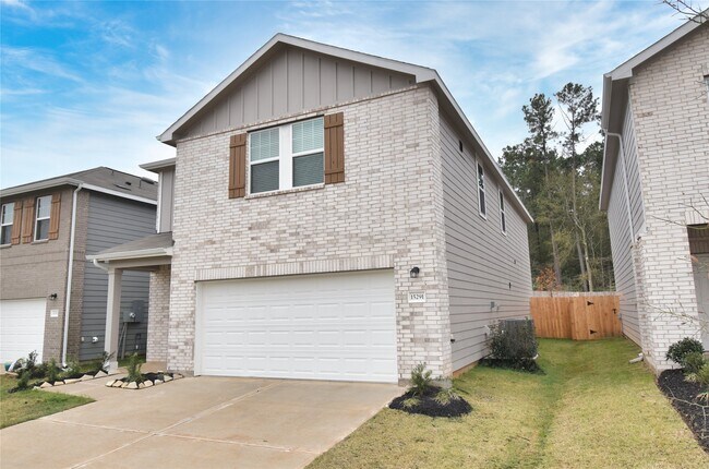 15291 Abella Dr in Montgomery, TX - Building Photo - Building Photo