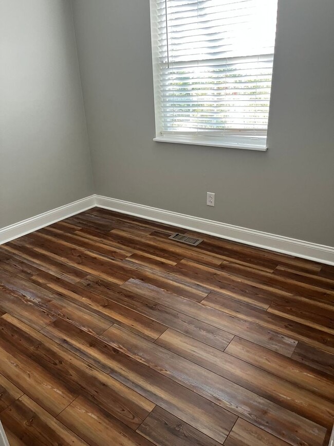 2205 Ridgecrest Dr in Knoxville, TN - Building Photo - Building Photo