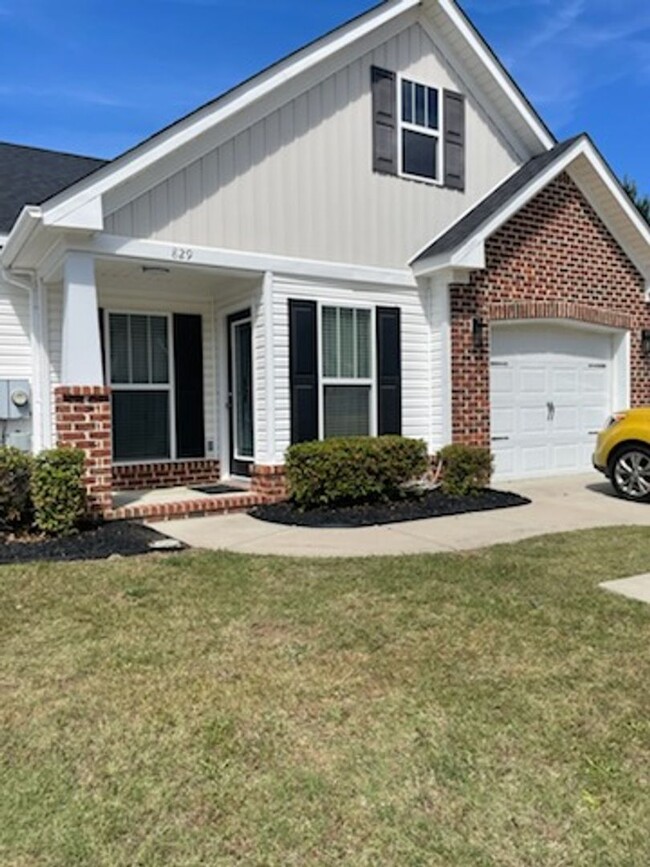 property at 829 Whispering Willow Ct