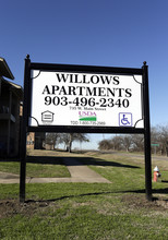 Willows Apartments in Wolfe City, TX - Building Photo - Building Photo