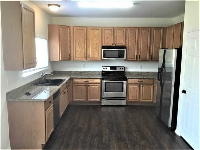 13905 E 105th Ave in Commerce City, CO - Building Photo - Building Photo