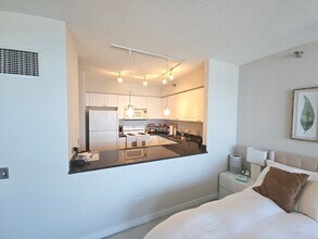 512 N McClurg Ct, Unit 5203 in Chicago, IL - Building Photo - Building Photo