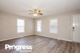 201 Linville Ct in Bessemer City, NC - Building Photo - Building Photo