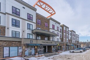 The Horizon in Edmonton, AB - Building Photo
