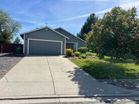 110 Regier Springs Dr in Sparks, NV - Building Photo