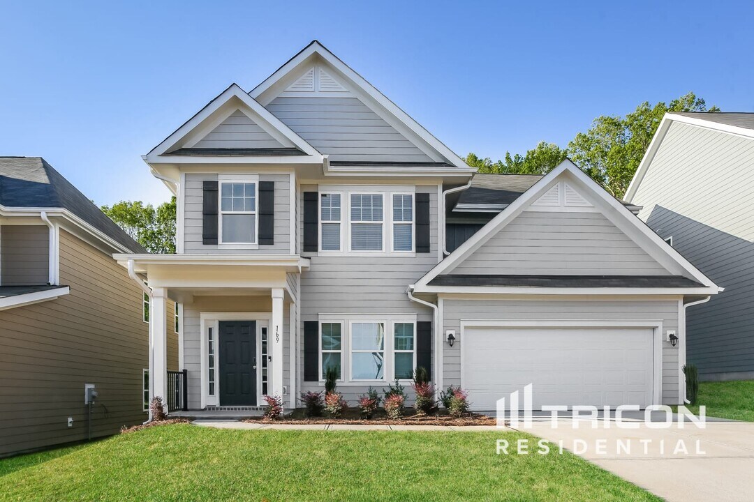 169 Queenshall Rd in Mooresville, NC - Building Photo