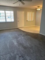 19 Lake Vista Trail in Port St. Lucie, FL - Building Photo