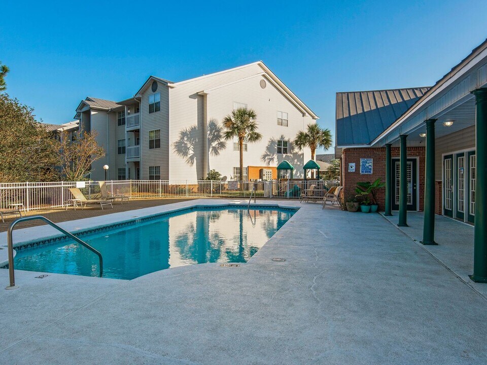 4000 Dancing Cloud Ct in Destin, FL - Building Photo