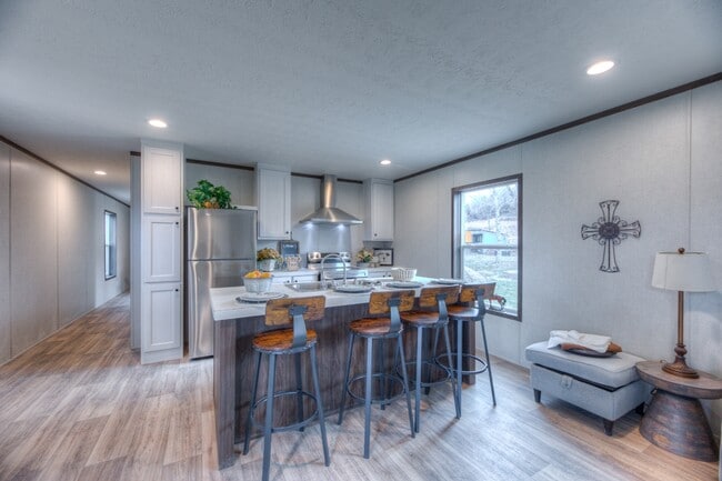 property at 6658 Bratton Rd