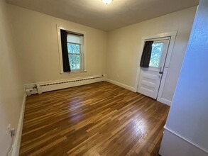 181 Winthrop Rd, Unit 9 in Brookline, MA - Building Photo - Building Photo