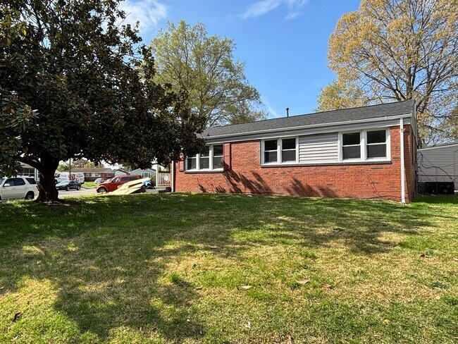 property at 600 Tekoa Rd