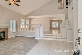 7716 Robinglen Ave in Las Vegas, NV - Building Photo - Building Photo