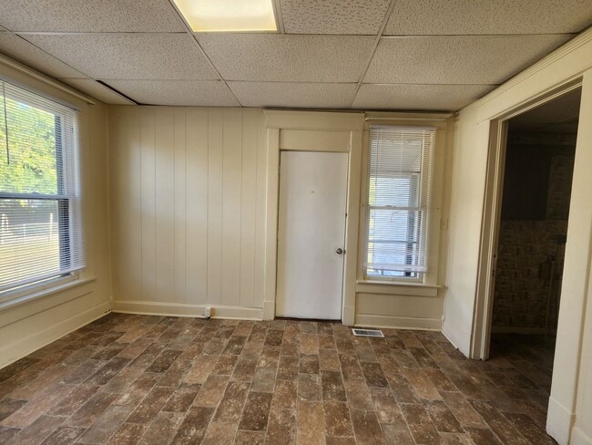 1729 N 8th St in Terre Haute, IN - Building Photo - Building Photo
