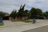 608 Wil Ev Dr in San Marcos, CA - Building Photo - Building Photo