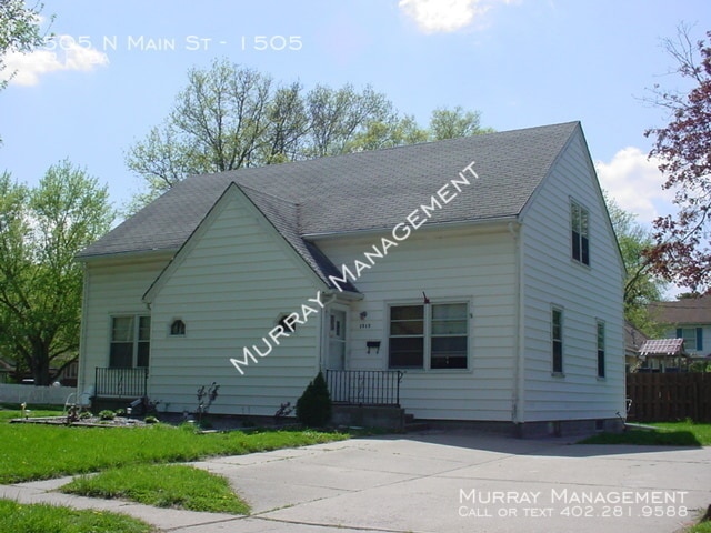 property at 1505 N Main St