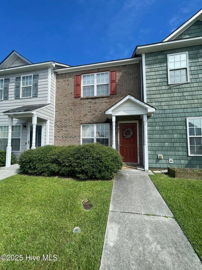 property at 108 Ashwood Dr