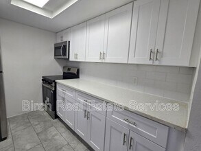 5342 Cotee River Dr in New Port Richey, FL - Building Photo - Building Photo