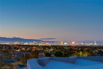 1635 Liege Dr in Henderson, NV - Building Photo - Building Photo