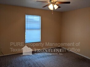 938 Southmoor Dr in Arlington, TX - Building Photo - Building Photo