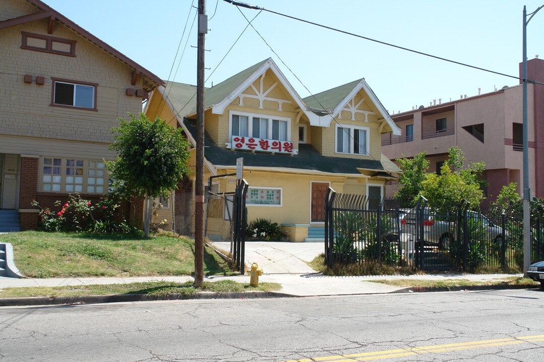 2728 James M Wood Blvd in Los Angeles, CA - Foto de edificio