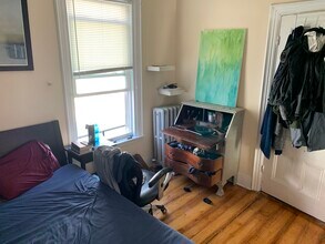11 Clarendon Ave, Unit 2 in Somerville, MA - Building Photo - Building Photo