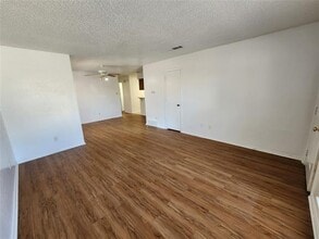 315 N Burleson Blvd in Burleson, TX - Building Photo - Building Photo