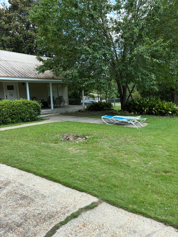 2131 E Cottonwood Rd in Dothan, AL - Building Photo - Building Photo