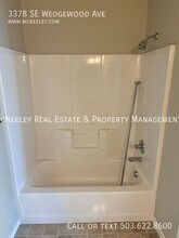 3378 SE Wedgewood Ave in Hillsboro, OR - Building Photo - Building Photo