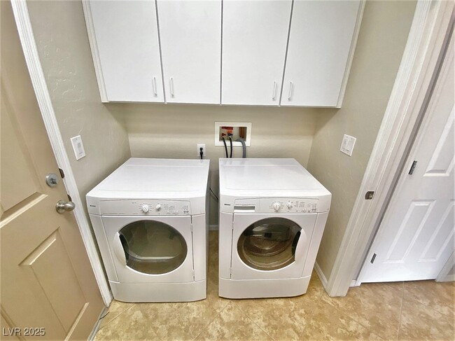 property at 7249 Lansbrook Ave