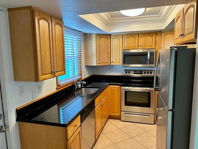 property at 802 Shorewinds Dr
