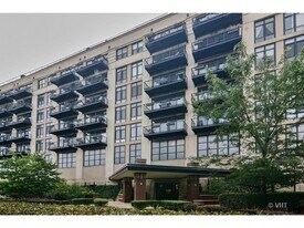 1525 S Sangamon St, Unit 615 in Chicago, IL - Building Photo