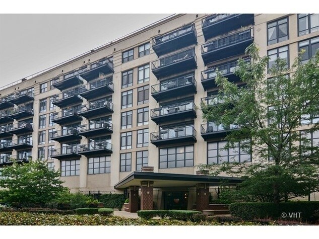 1525 S Sangamon St, Unit 615 in Chicago, IL - Building Photo