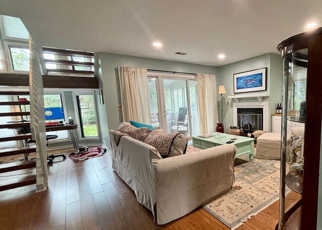 1119 Hidden Cove Dr in Mount Pleasant, SC - Building Photo - Building Photo